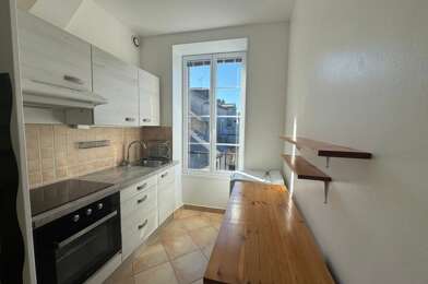 Appartement 3 pièces 590 €