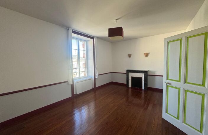 Appartement 2 Chambres À Louer — photo 2
