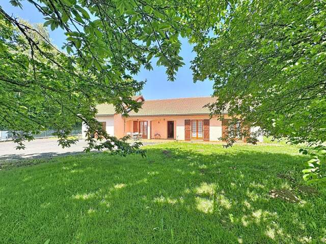 SAINT OURS Plain pied 3 chambres Terrain clos 1362m² — photo du bien