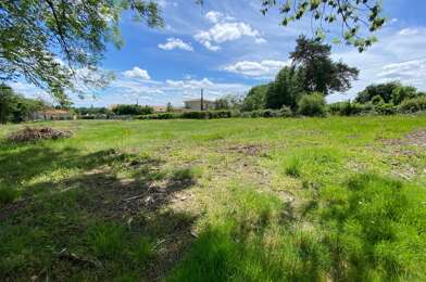 Terrain  64000 €