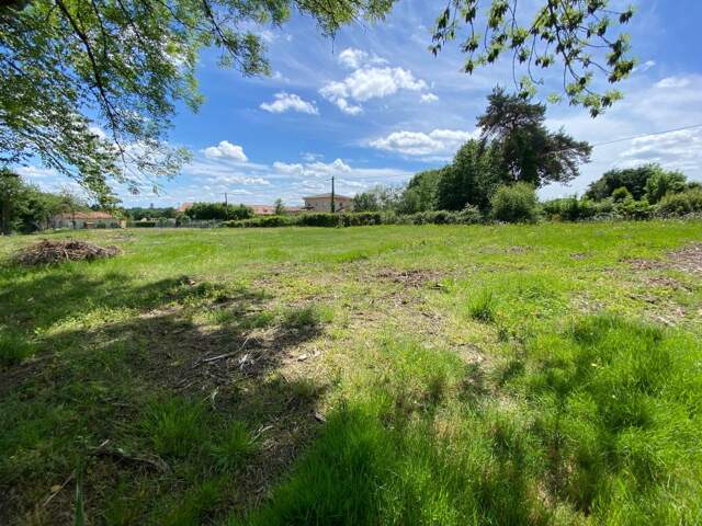 Terrain Couzeix — photo du bien