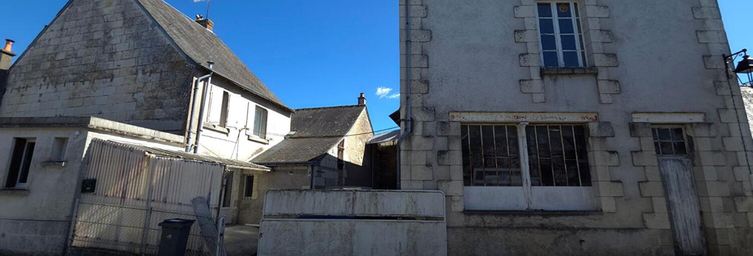 Maison 4 Pièces 137 m² à vendre à Sainte-Catherine-de-Fierbois (37800)