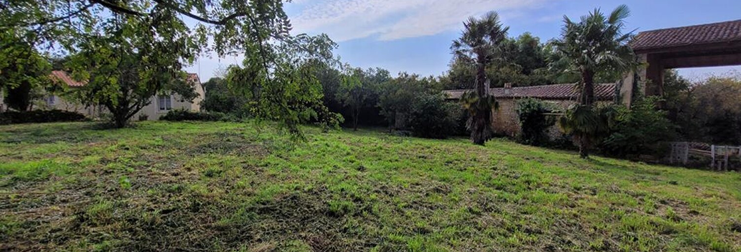 Terrain  964 m² à vendre à Sainte-Ouenne (79220)