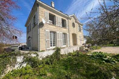Maison  625000 €