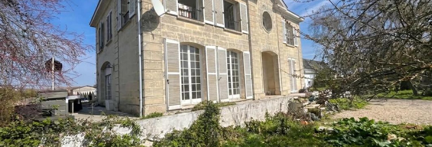 Maison  260 m² à vendre à Avrainville (91630)
