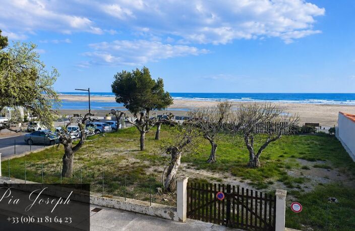 TERRAIN CONSTRUCTIBLE EXCEPTIONNEL EN PREMIÈRE LIGNE DE PLAGE - LA FRANQUI (LEUCATE) — photo 2