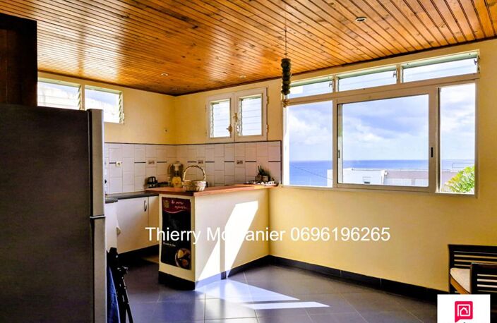 SCHOELCHER Immeuble récent 2013 (271 m²) Rendement immédiat — photo 2
