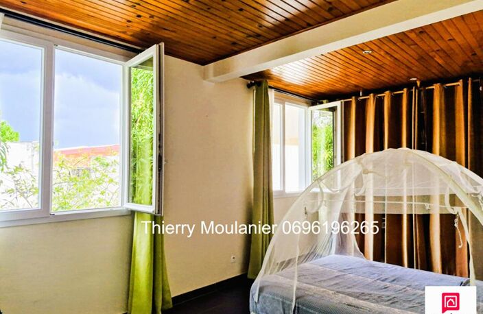 SCHOELCHER Immeuble récent 2013 (271 m²) Rendement immédiat — photo 5