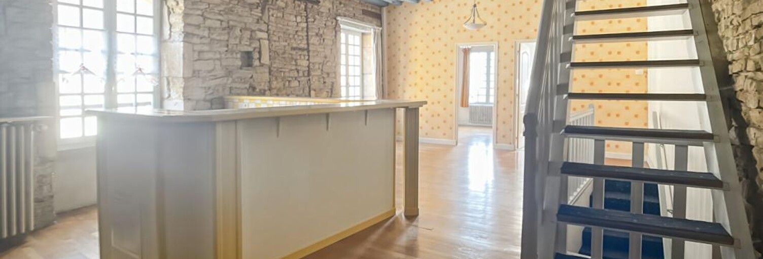 Maison 4 Pièces 101 m² à vendre à Noyers (89310)