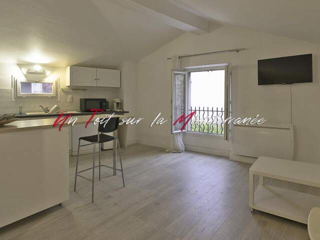 Bel Appartement T2, 43m2 habitables dans maison de village à Bormes Les Mimosas — photo du bien