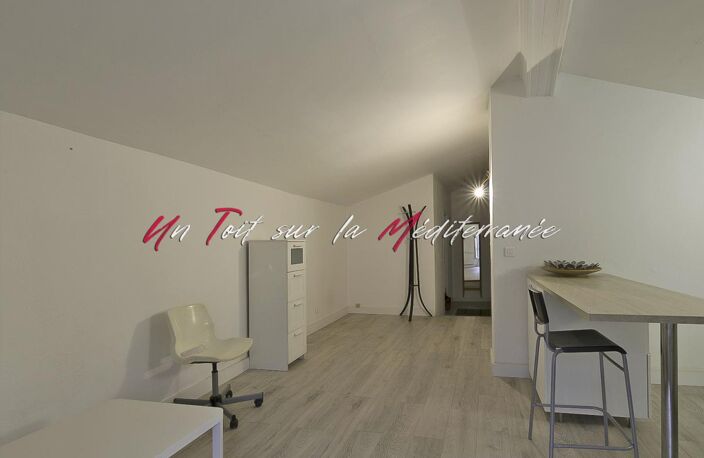Bel Appartement T2, 43m2 habitables dans maison de village à Bormes Les Mimosas — photo 5