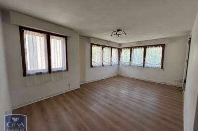 Appartement 3 pièces 964 €