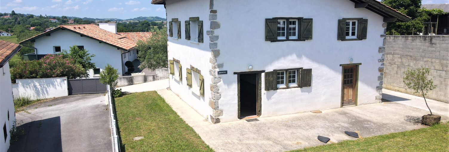 Maison 4 Pièces 157 m² à louer à Garris (64120)