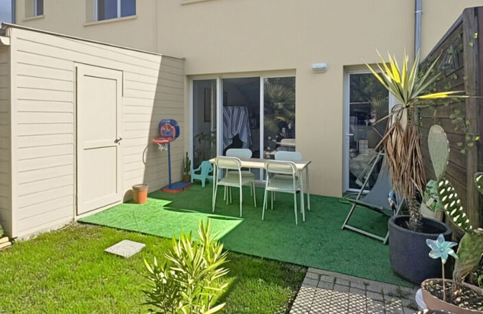 Maison avec jardin et places de parking — photo 4
