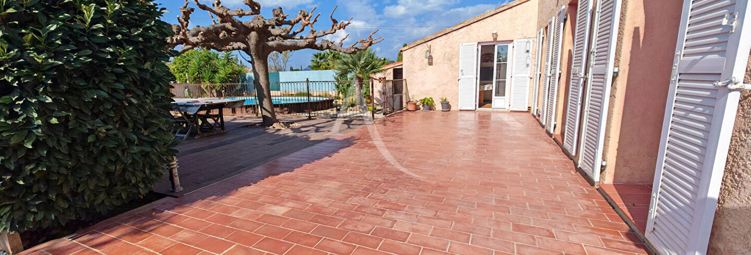 Maison 5 Pièces 142 m² à vendre à Carqueiranne (83320)