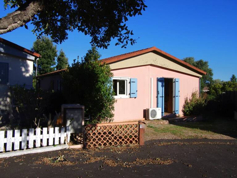 EN EXCLUSIVITÉ - ROQUEBRUNE-SUR-ARGENS CHALET T3 41 M² JARDIN TERRASSE CAVE — photo 1