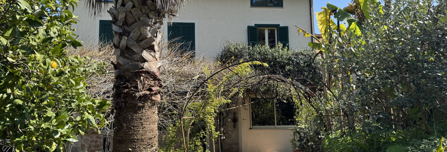 Maison 6 Pièces 220 m² à vendre à Roquebrune-Cap-Martin (06190)