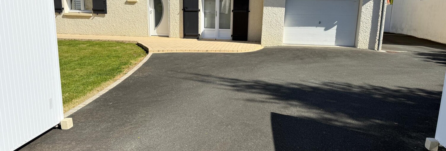 Maison 4 Pièces 102 m² à vendre à Frontenay-Rohan-Rohan (79270)