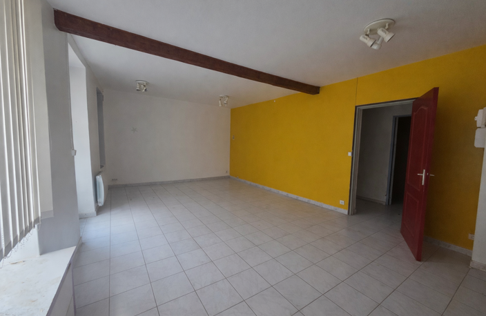 A VENDRE - ST CHINIAN - IMMEUBLE DE RAPPORT COMPOSE DE 3 LOT — photo 3