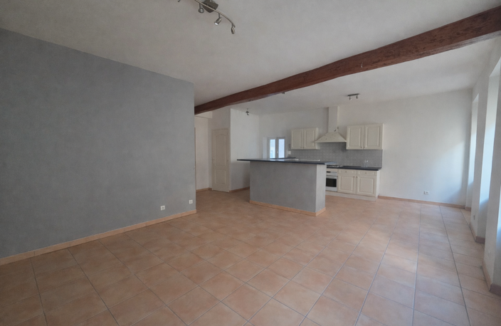 A VENDRE - ST CHINIAN - IMMEUBLE DE RAPPORT COMPOSE DE 3 LOT — photo 4