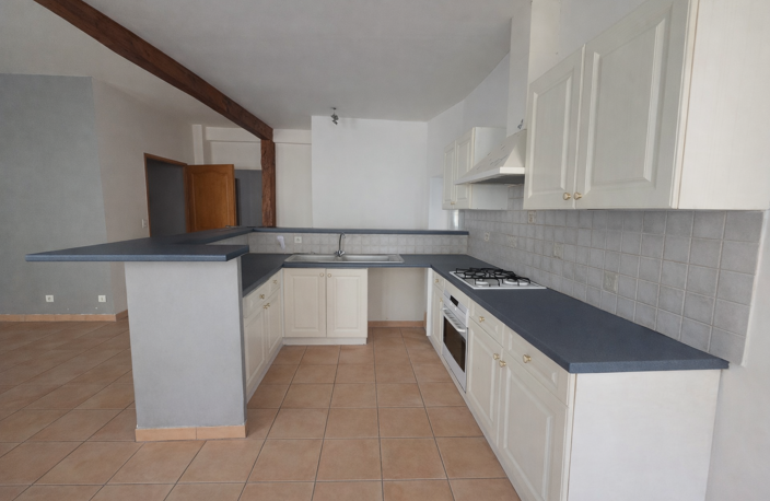 A VENDRE - ST CHINIAN - IMMEUBLE DE RAPPORT COMPOSE DE 3 LOT — photo 5