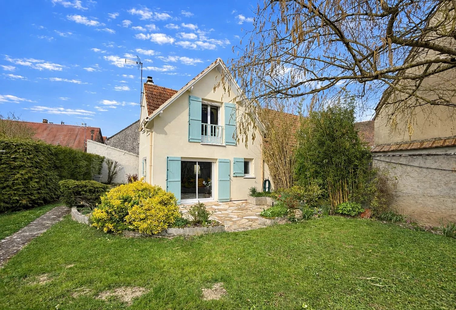 À VENDRE - MAISON 4 CHAMBRES - SOURS 28630 — photo 1
