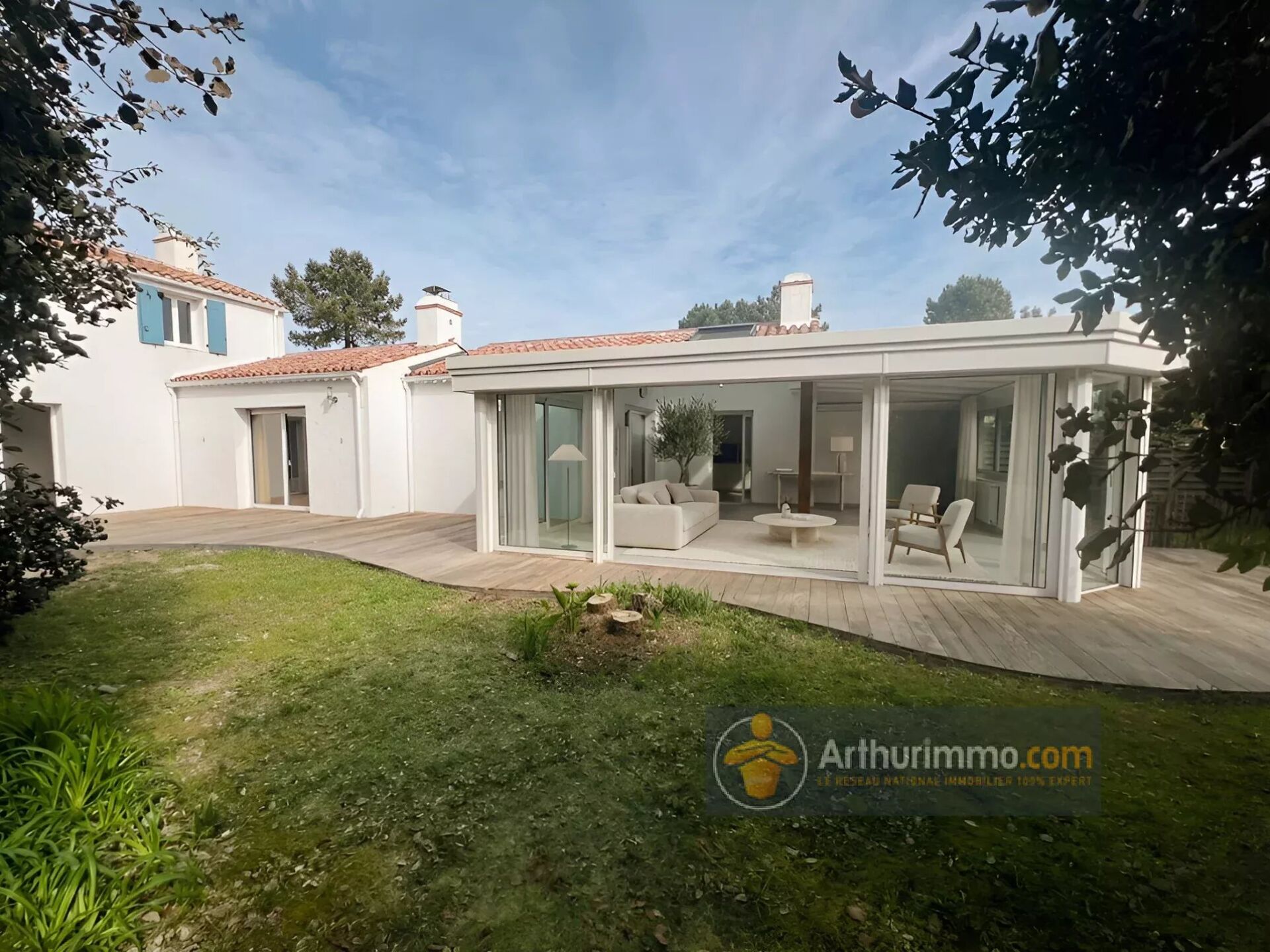 Maison 8 pièces 172 m² · à Saint-Jean-de-Monts · 172 m² · 556 200 €