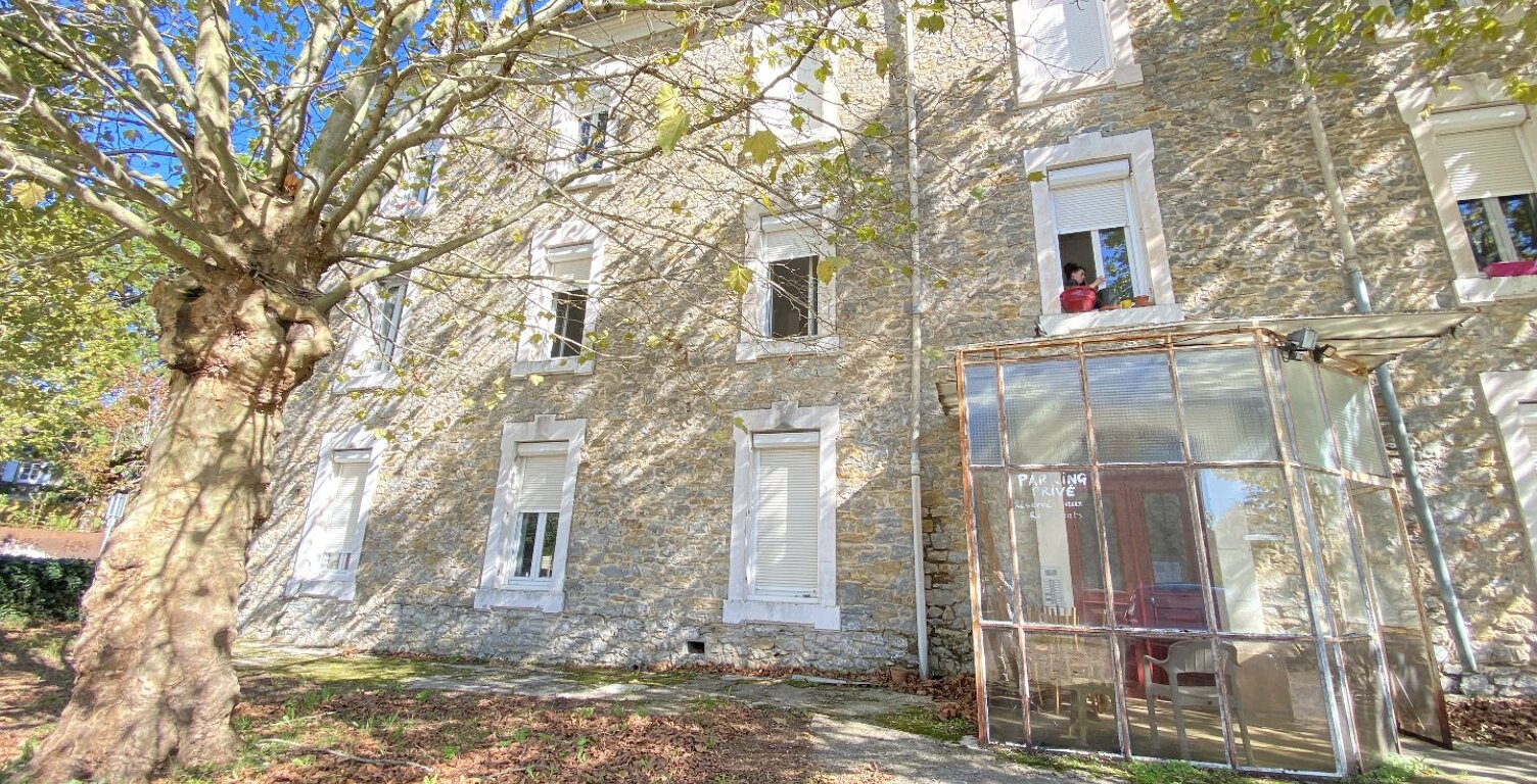 Appartement à rénover — photo 1