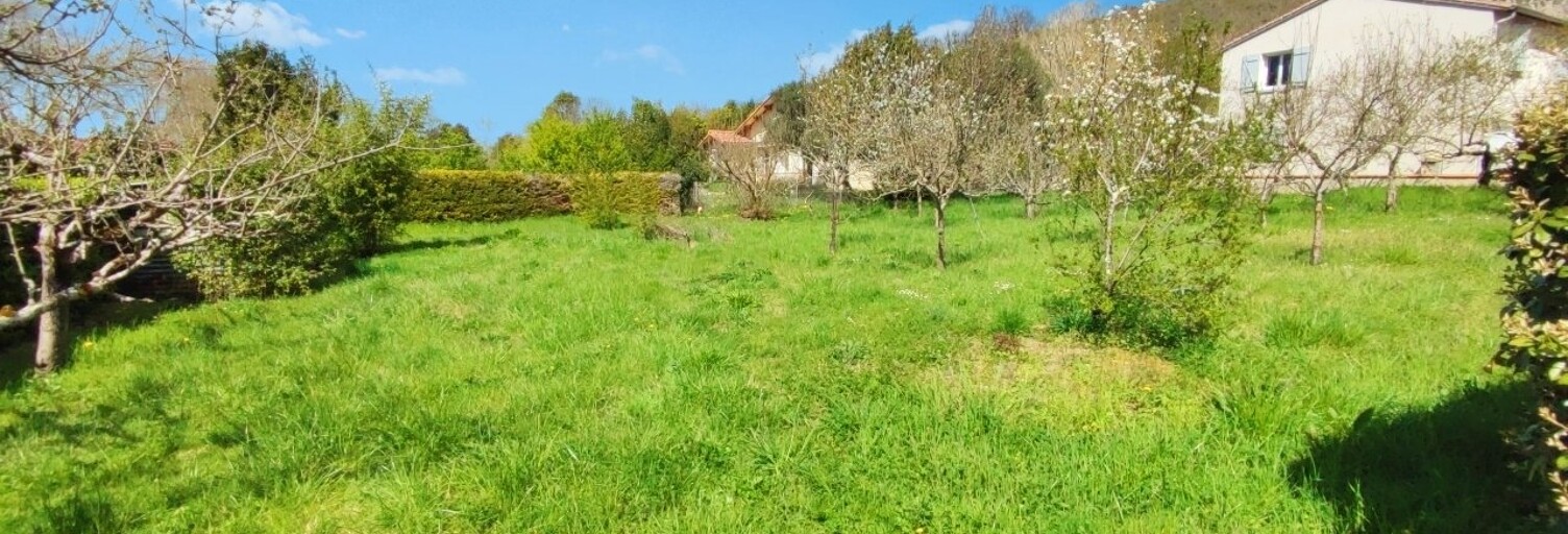 Terrain  800 m² à vendre à Montesquieu-Volvestre (31310)