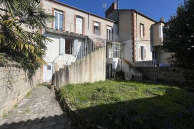 Immeuble  108600 €