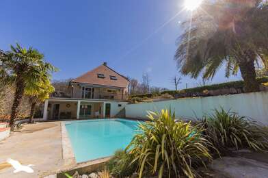 Maison 7 pièces 719760 €