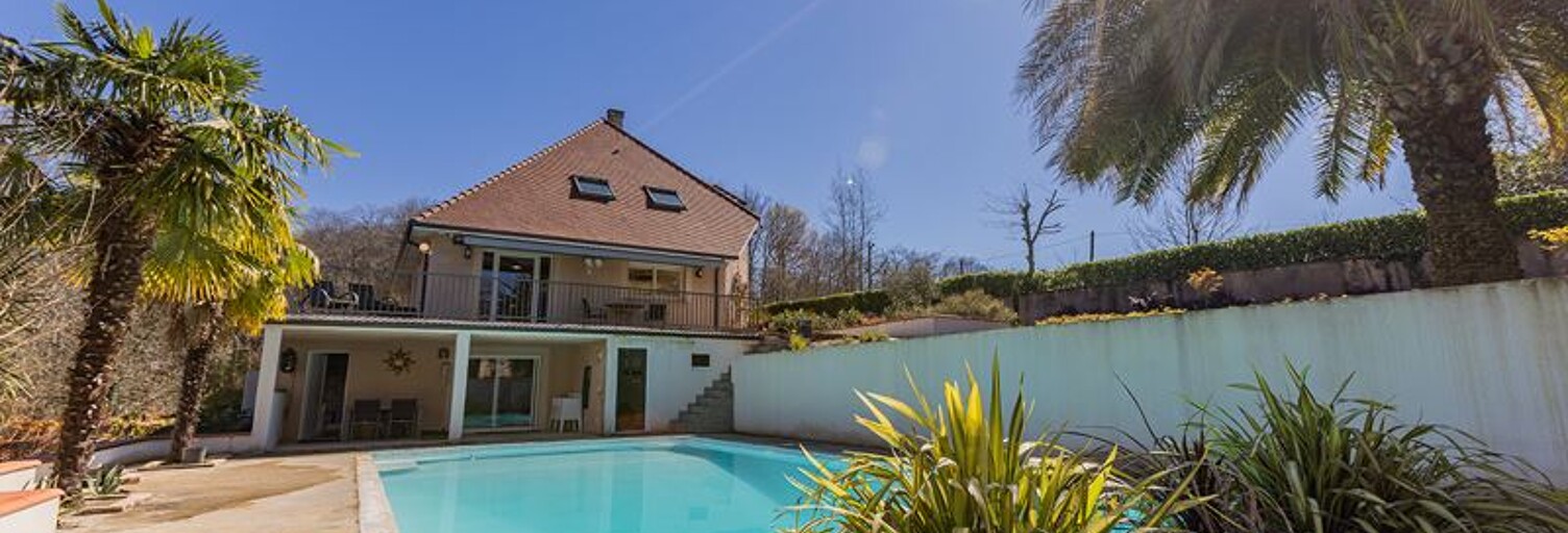 Maison 7 Pièces 178 m² à vendre à Gan (64290)