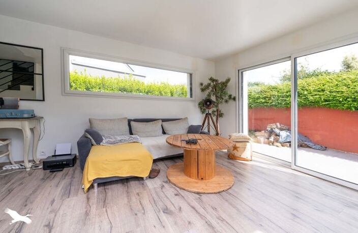 Contemporaine de 6 pièces principales — photo 4