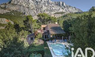 Maison 7 Pièces 217 m² à vendre à Saint-Antonin-sur-Bayon (13100)