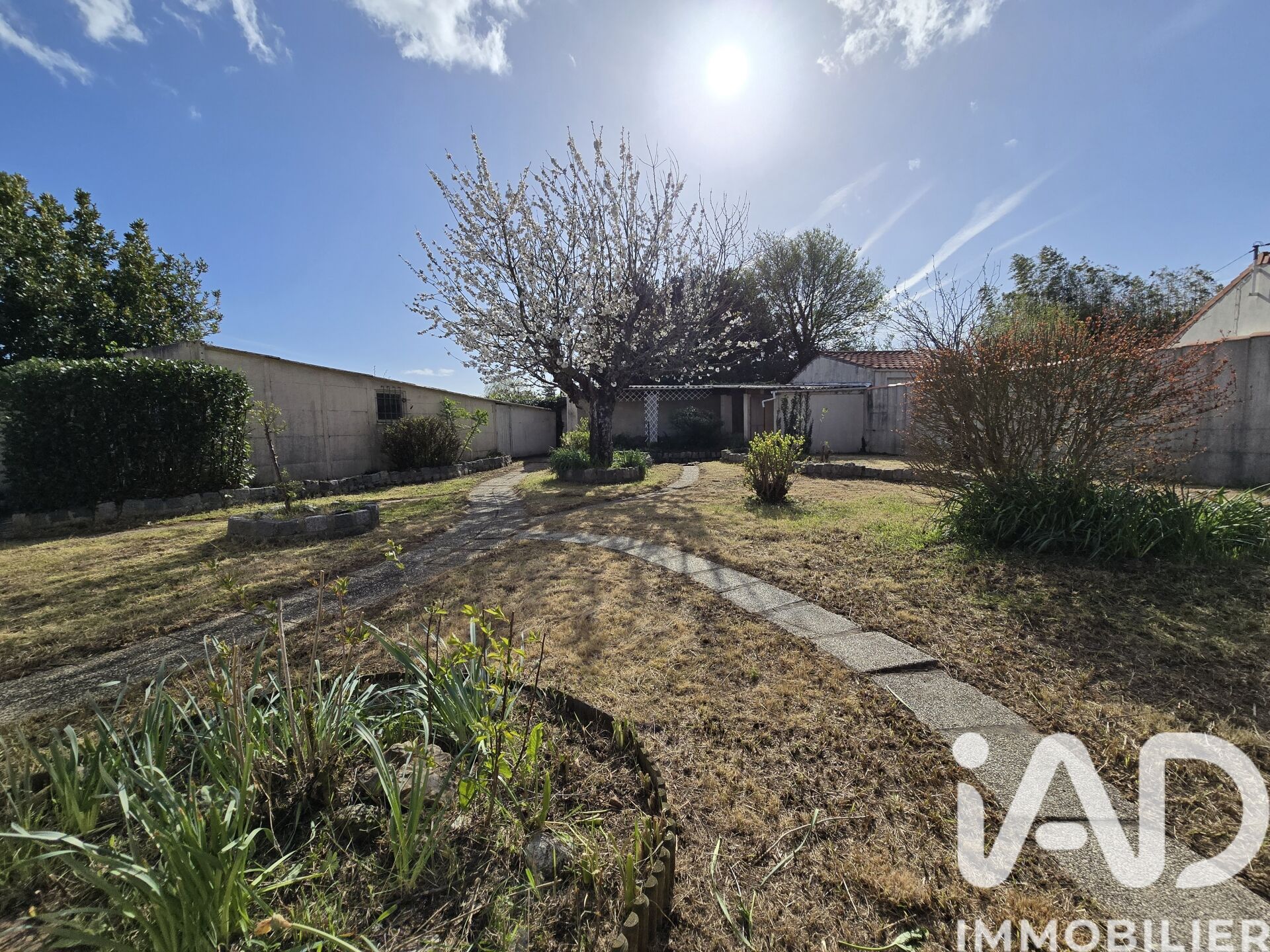 Dompierre-Sur-Mer - 86m² - 4p. - 2ch.