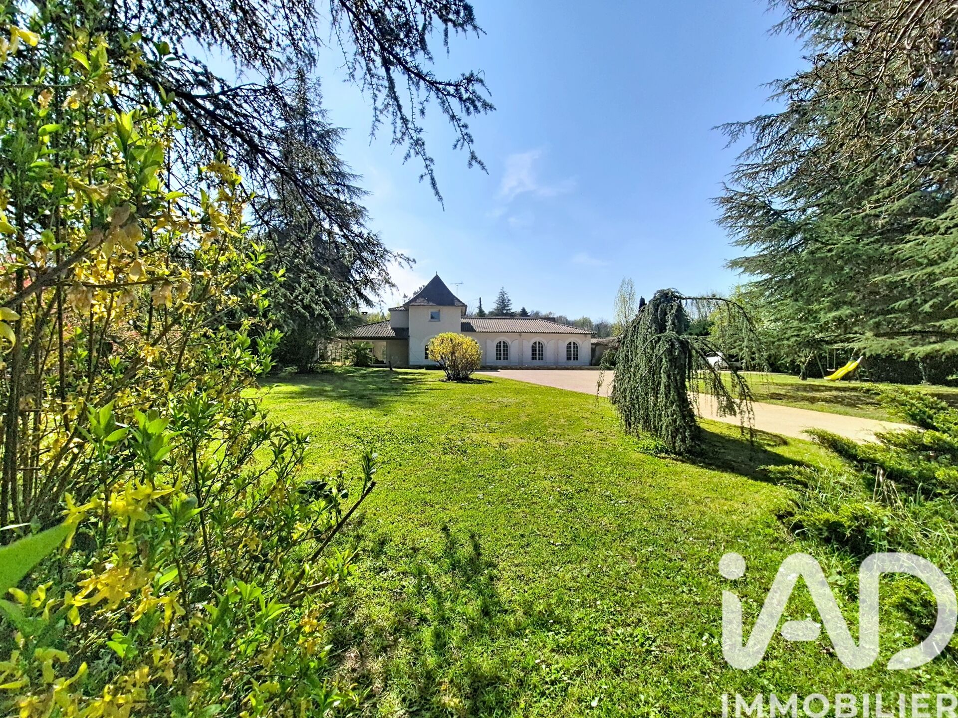 Vente Maison/villa 9 pièces - Photo 2