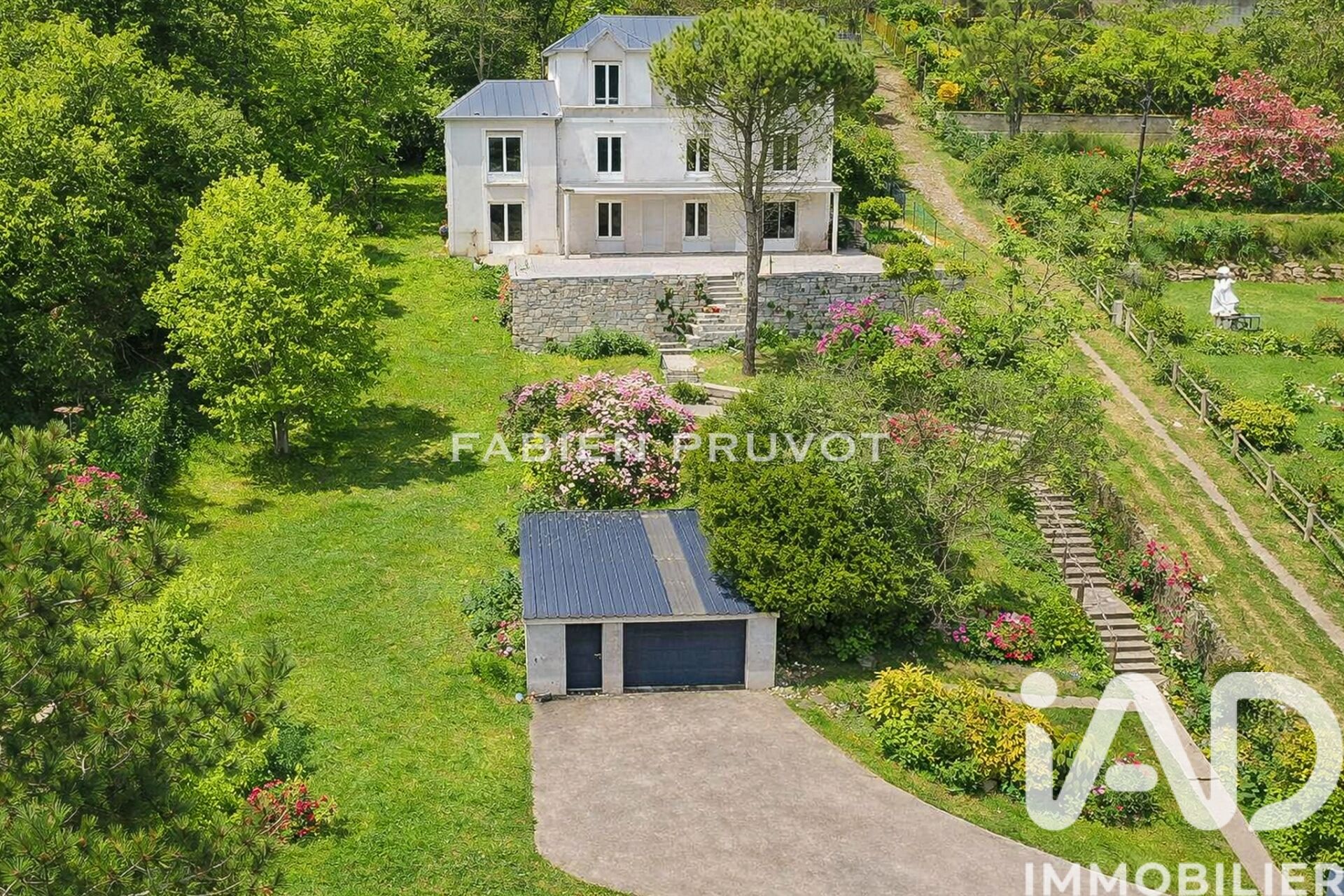 Herblay - 216m² - 8p. - 6ch.