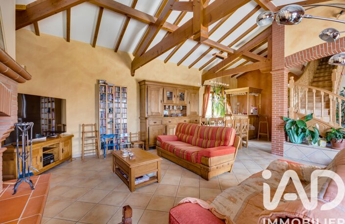 Vente Maison/villa 6 pièces — photo 2