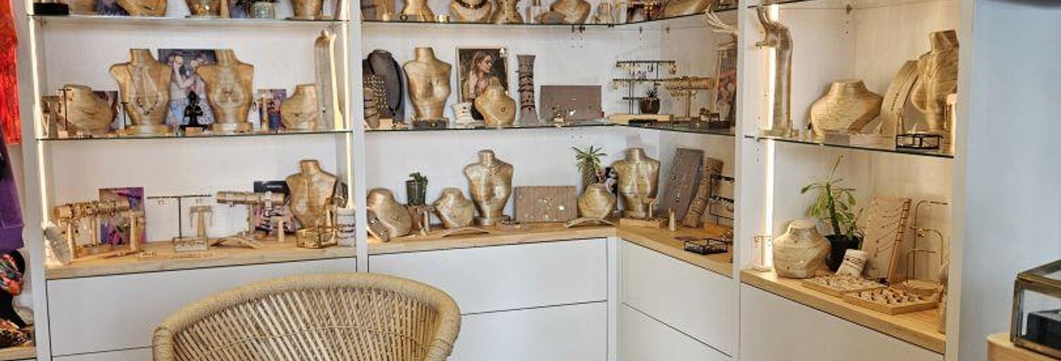 Commerce  70 m² à vendre à Audierne (29770)