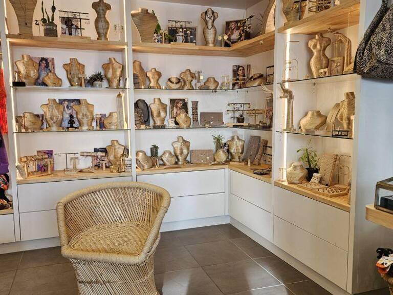 Vente Boutique/Local commercial 70 m&sup2; — photo 1