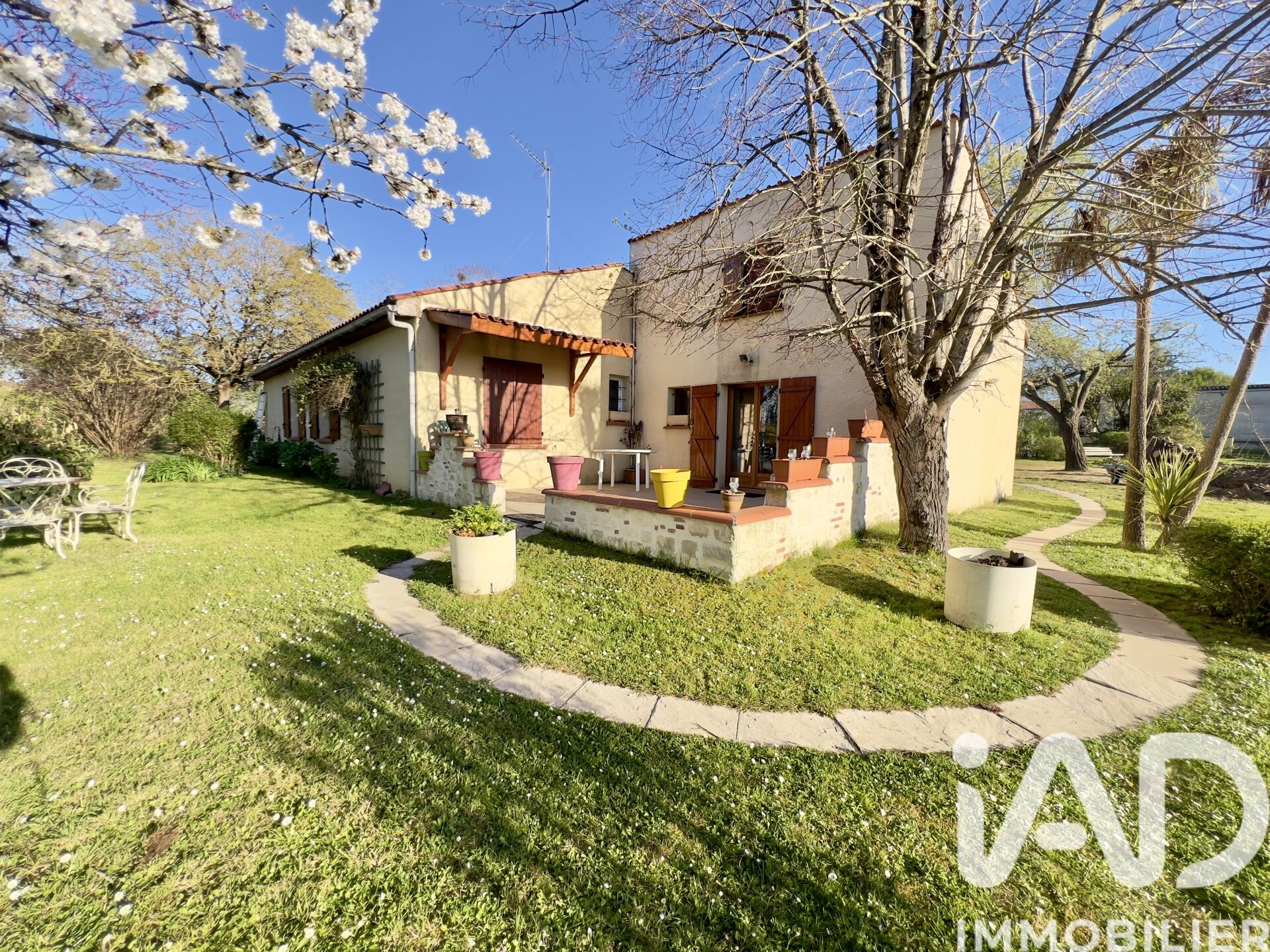St-Pierre-De-Clairac - 134m² - 6p. - 4ch.