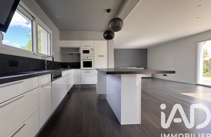 Vente Maison/villa 5 pièces — photo 2