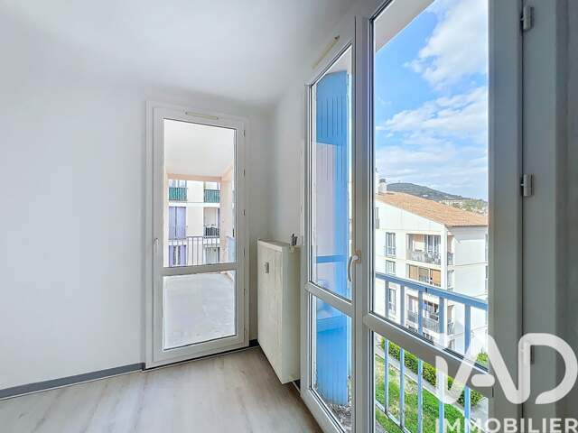 Vente Appartement 4 pièces — photo du bien