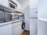 VEND DERNIER ETAGE STUDIO CABINE FACE MER AVEC CELLIER A L'E — photo 3