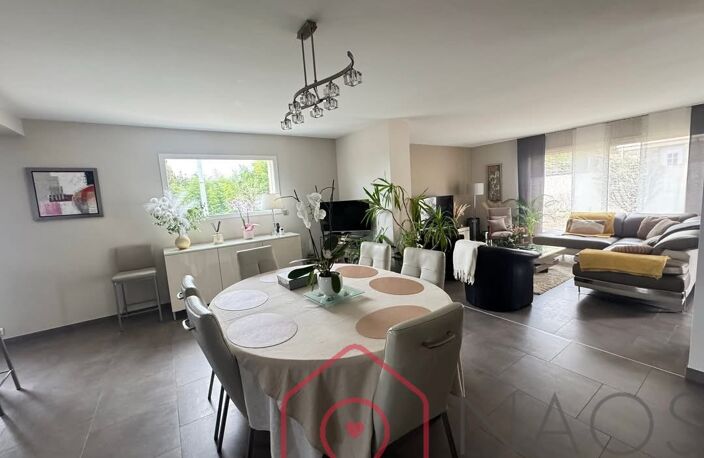 Maison d'architecte spacieuse et lumineuse avec extension  Pontivy  334 800  — photo 4