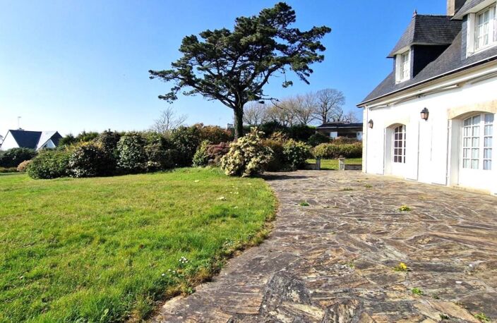 A vendre-Bretagne-Finistère sud-Confot Meilars-Maison-jardin-Garages — photo 2