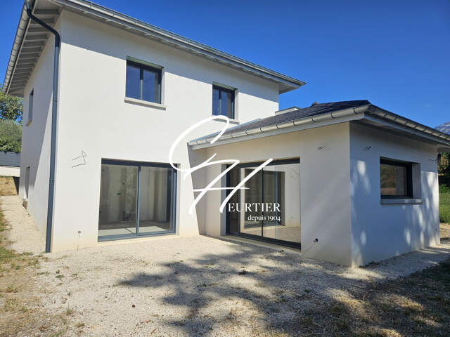 Maison neuve de 115 m² dans un secteur privilégié sur les hau — photo du bien