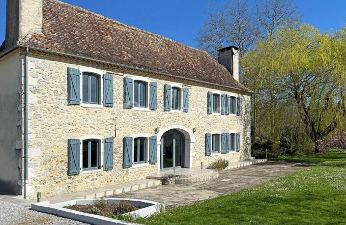 Propriété 8 pièces — photo 2