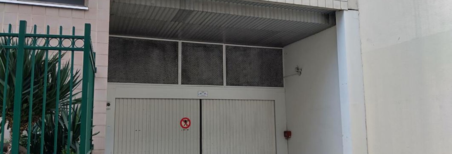 Garage  12 m² à vendre à Paris 15 (75015)