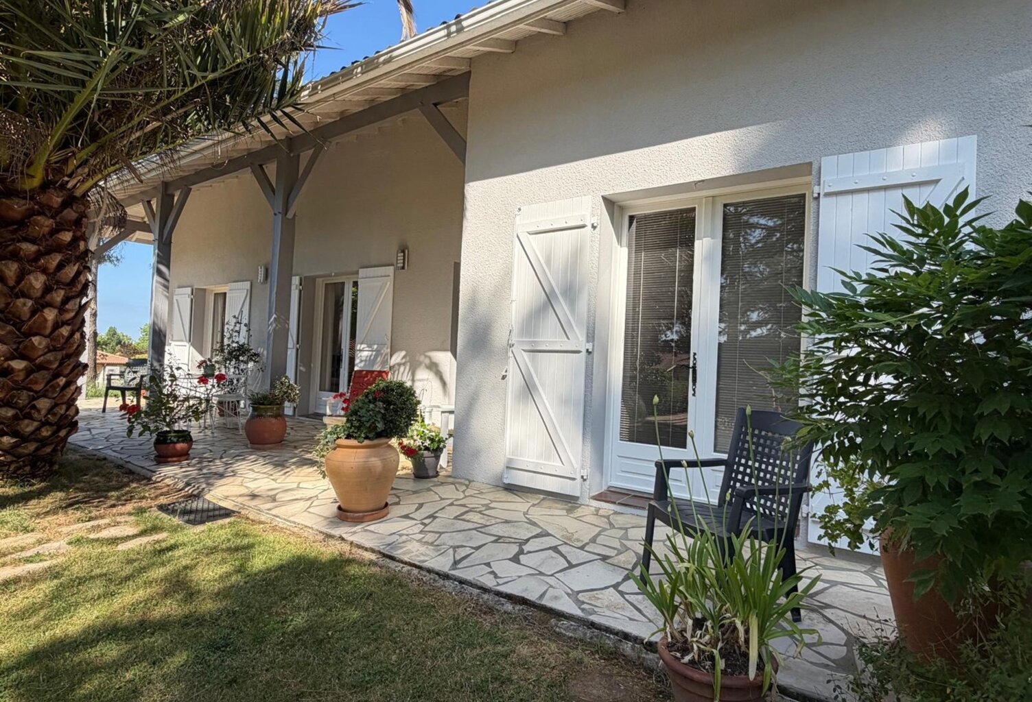 AIGNAN(32) : ELEGANTE MAISON TRADITIONNELLE  des années 80, SANS TRAVAUX, 150m2 habitables, bien située à AIGNAN, sur 2.000m2, les commerces A PIED ! — photo 1